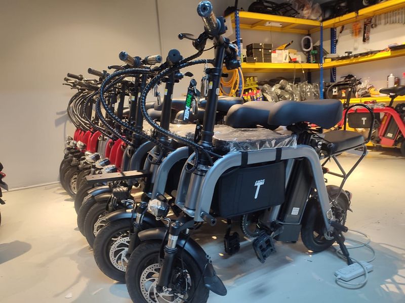 MIXWEL showroom